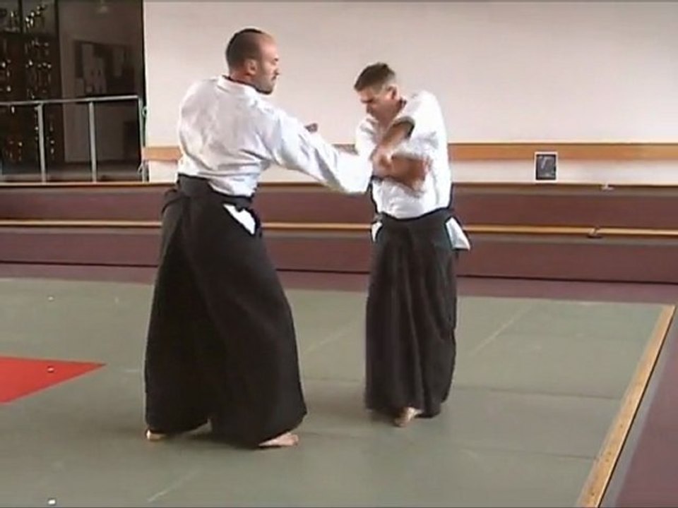 Yokomen-Uchi Kote-Gaeshi Omote