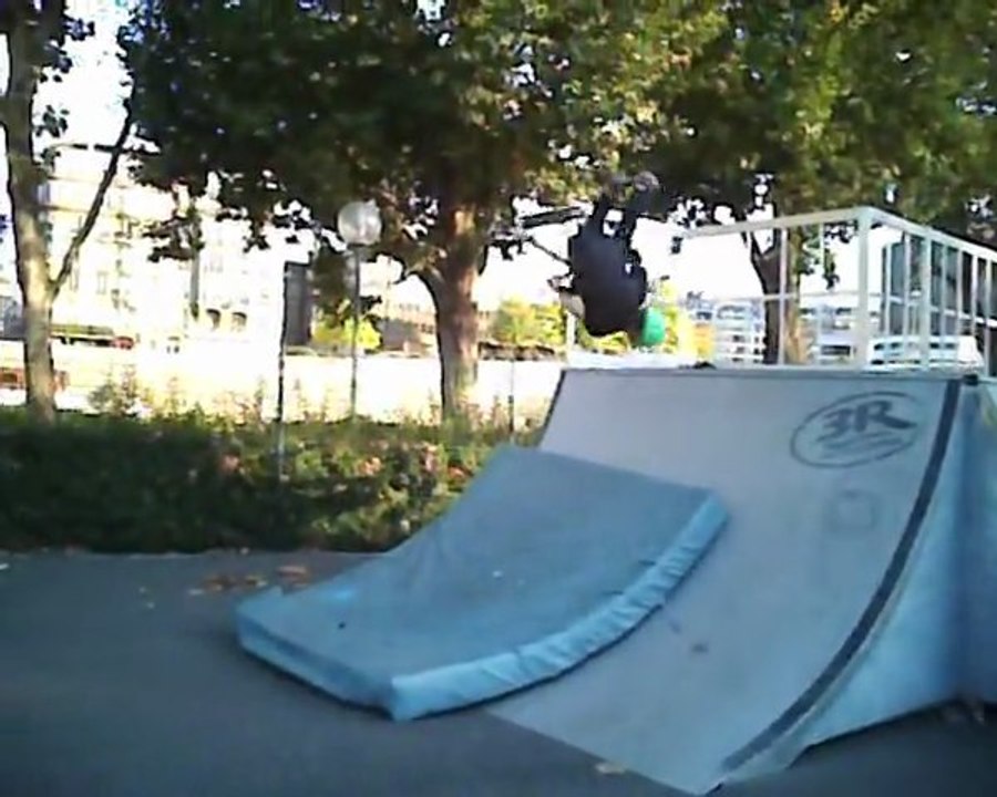 trotinette freestyle Flair first try Matis Deleplanque 11 ans