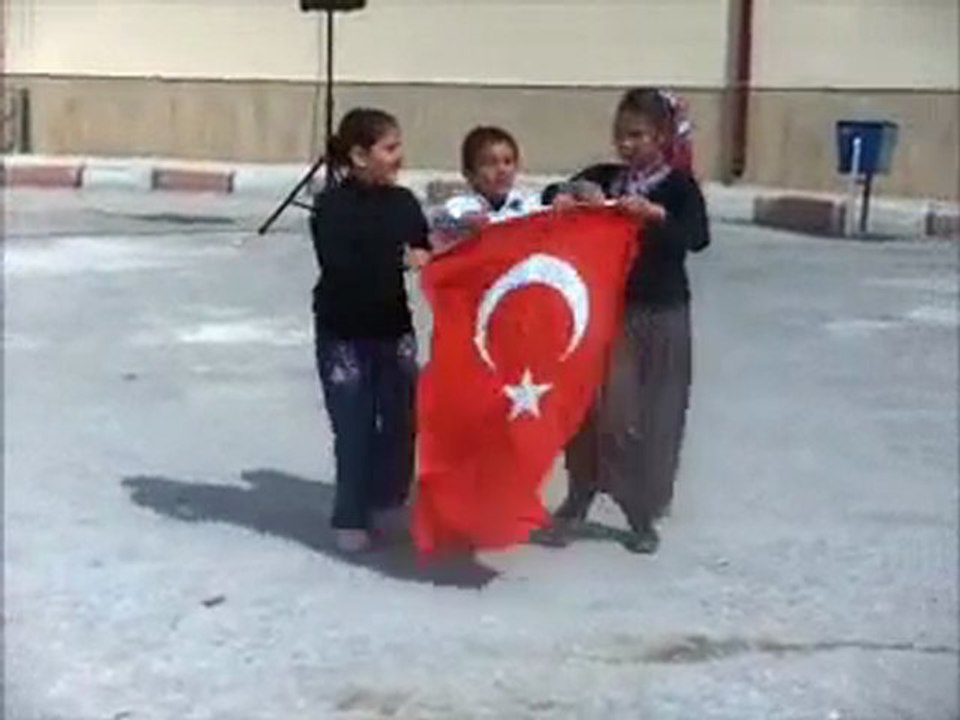 durak ömer akkanat yibo 23 nisan piyes oyunu