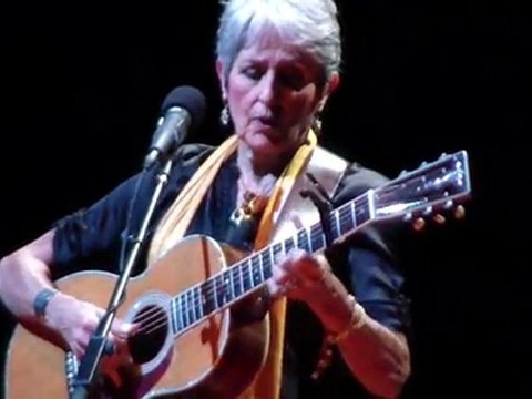 Joan Baez en concert le 15 octobre 2011 à Troyes