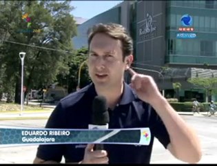 Jaqueline deixa hospital após lesão cervical