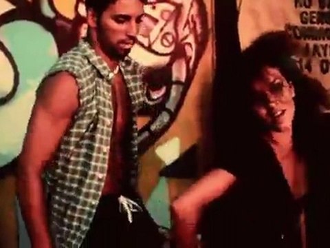 Sud Sound System feat. Miss Triniti - Lei è