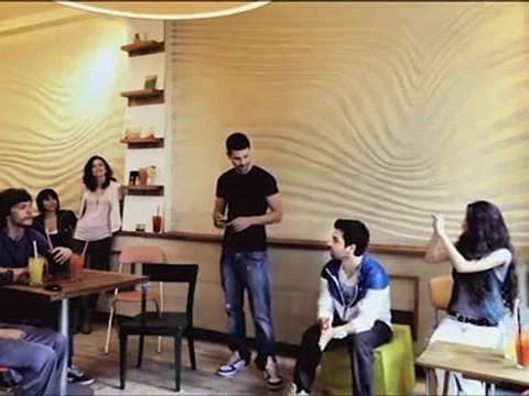 Napiš text písně se dvěma prsty