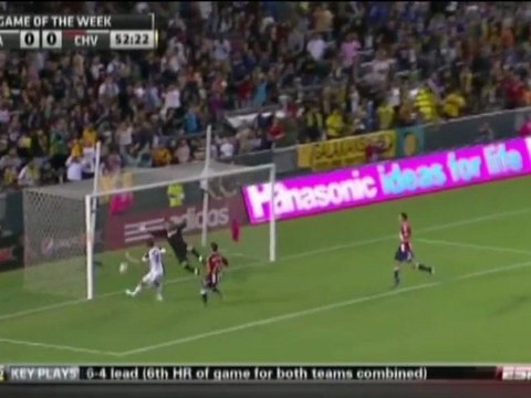 Barrett lifts Galaxy past Chivas