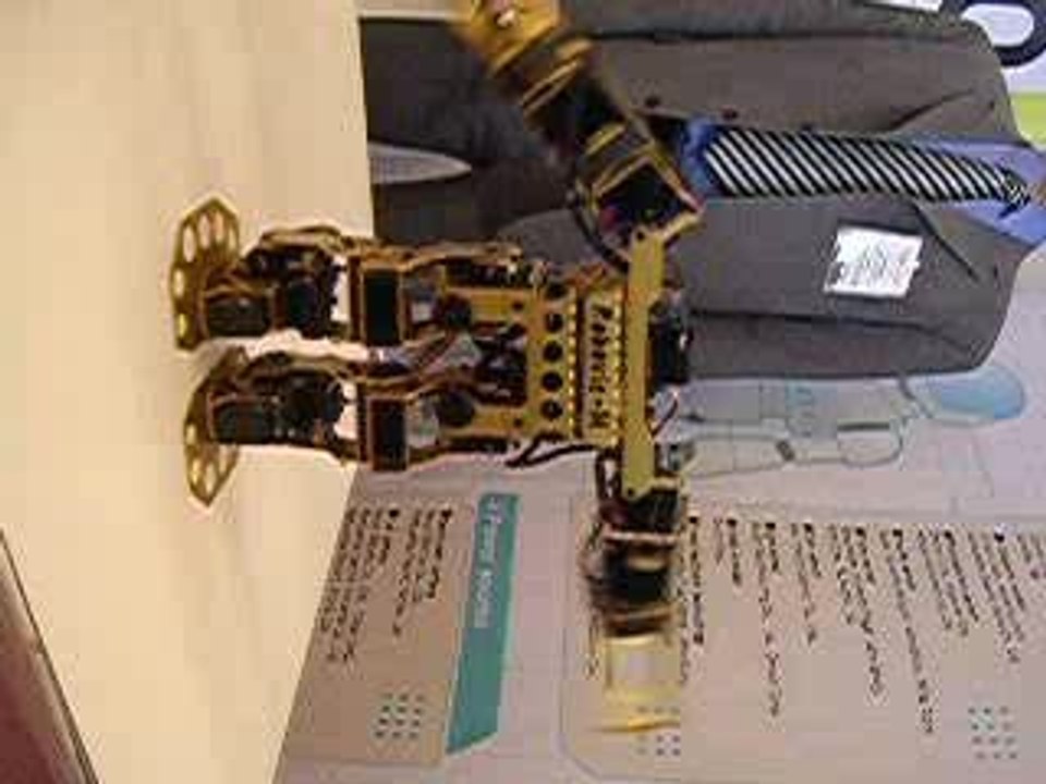 Robot Apple Expo 2005
