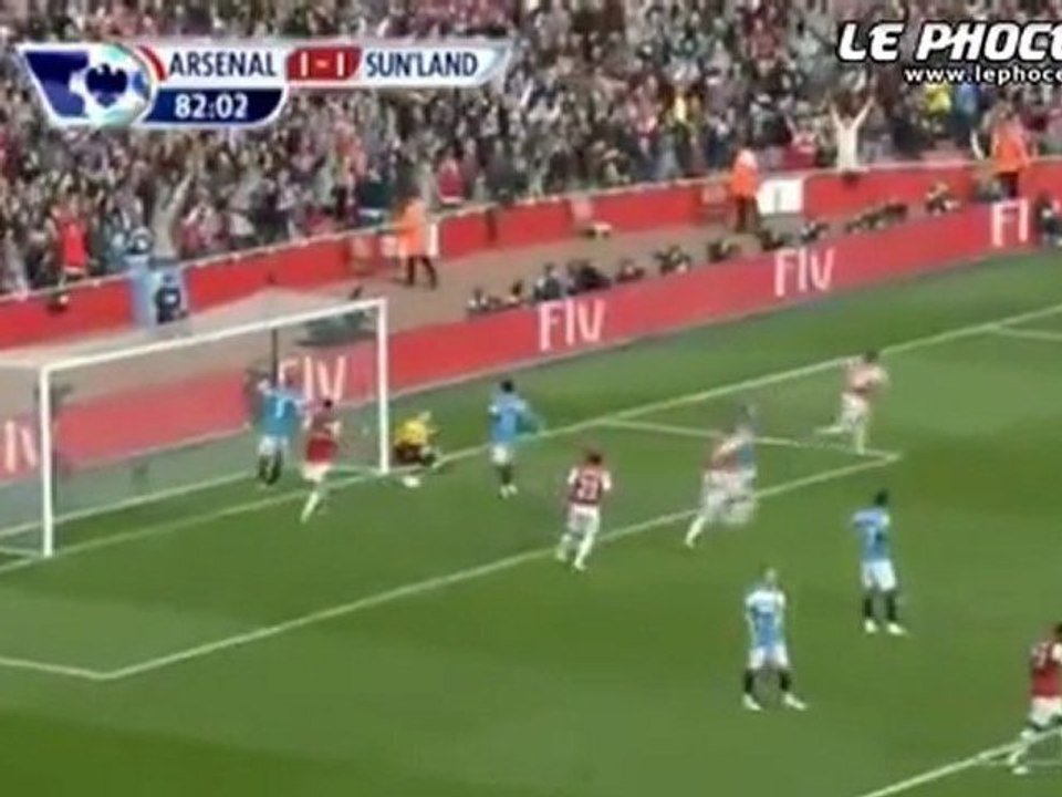 Info Chrono : Van Persie fait peur...