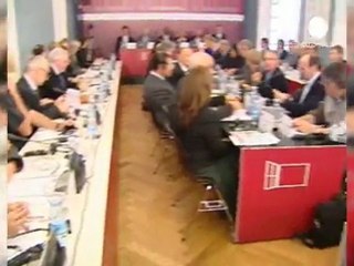 Conferenza separatismo basco: a ETA si chiede fine...