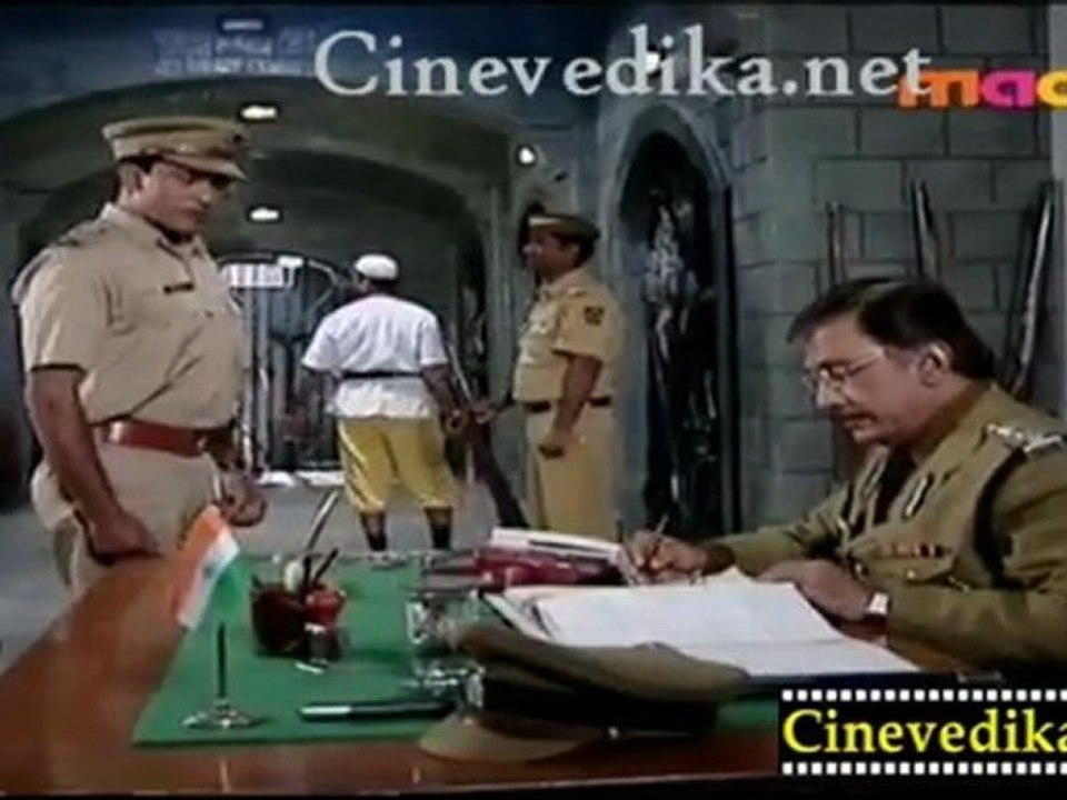 CID telugu Detective serial oct 17_clip4