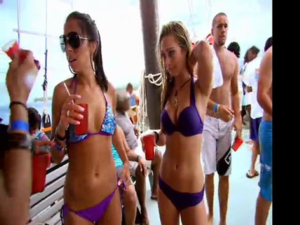 The Bad Girls Get Ready For a Party Cruise