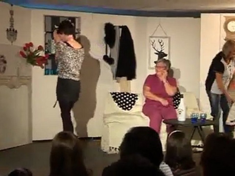 TULLE THEATRE A VIREVIALLE
