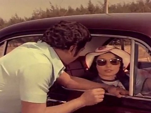 Erattai Manithan - Latha SSR Romance Scene