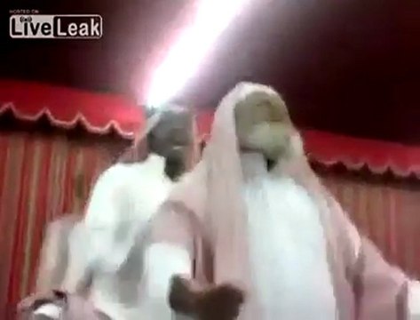 Wahhabi Salafi Molvi ka Mujra