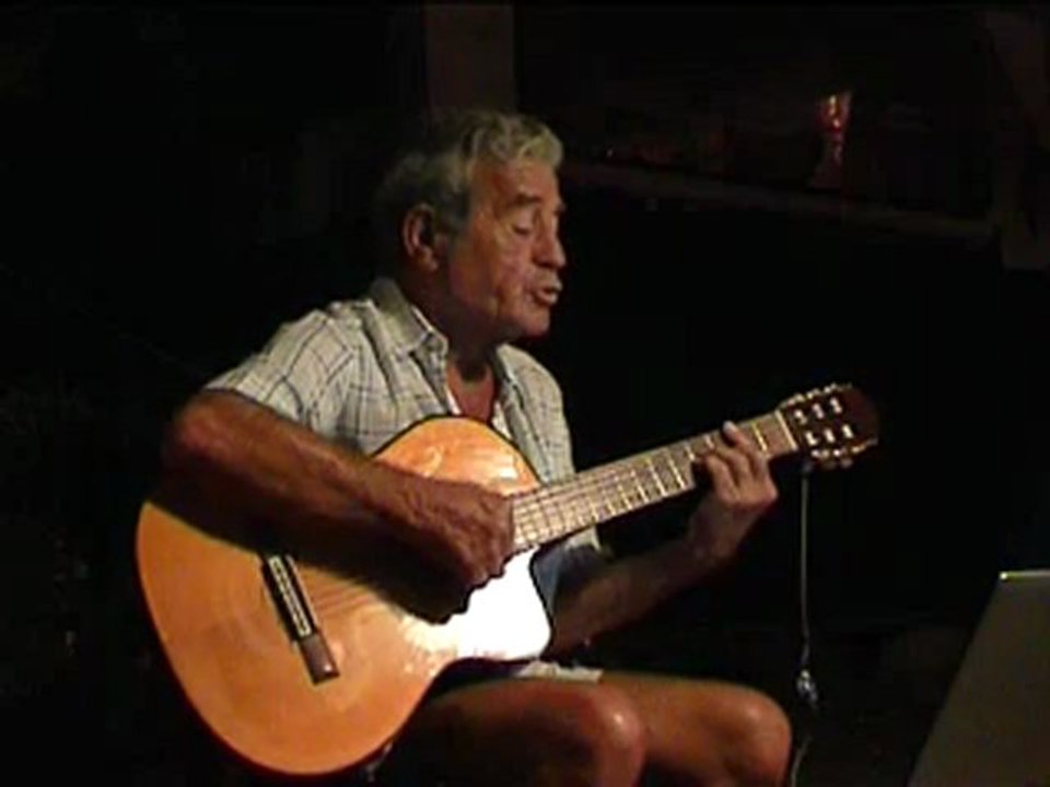 "Comme une soeur  "  de Georges Brassens.