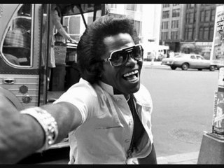 JAMES BROWN**Woman are something else***
