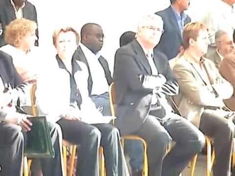 mosquée ulis pose de la 1ére.pierre partie 1/2