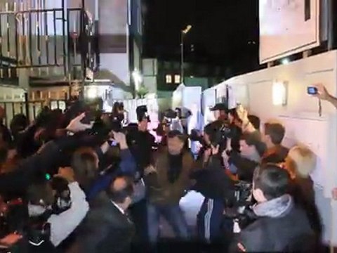 Katy Perry Heads to the Theatre with her Mother-In-Law