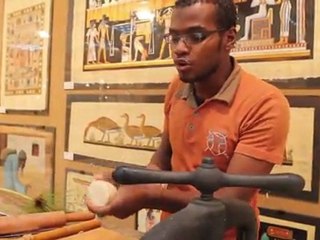 Vendeur de Papyrus - Assouan