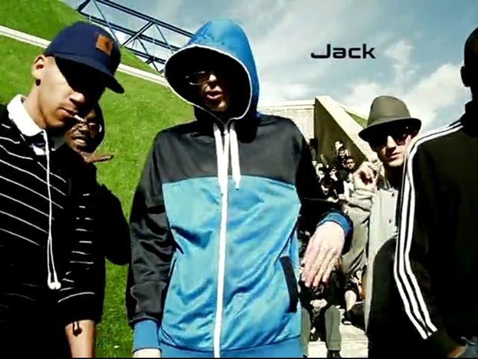 Big Freestyle Bercy ( Yoshi / Gaïden / Ksh / Hippocampe Fou / System-D / Tribu de l'Est / M-Atom / Nasme / .......   34 MC's sur une prod de W & Prod Delombre