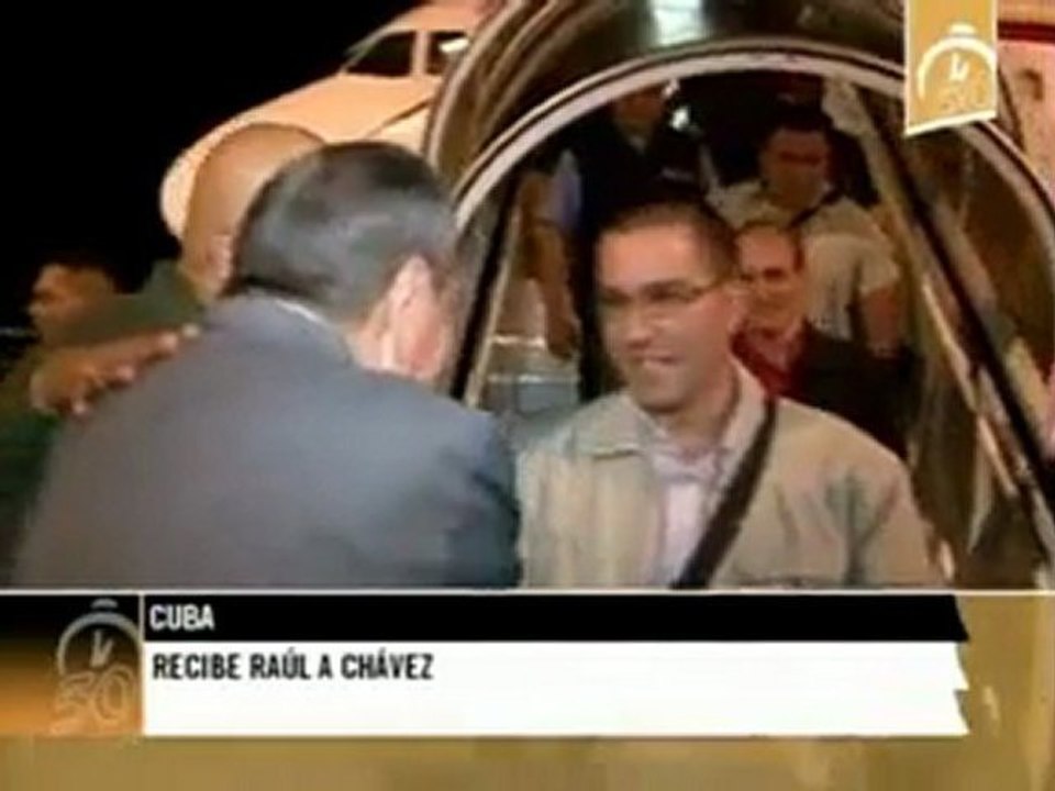 Chavez arrives in Cuba for medical tests