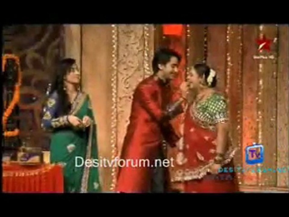 Diwali Rishton Ki Mithas - 18th October 2011  Watch Online pt4