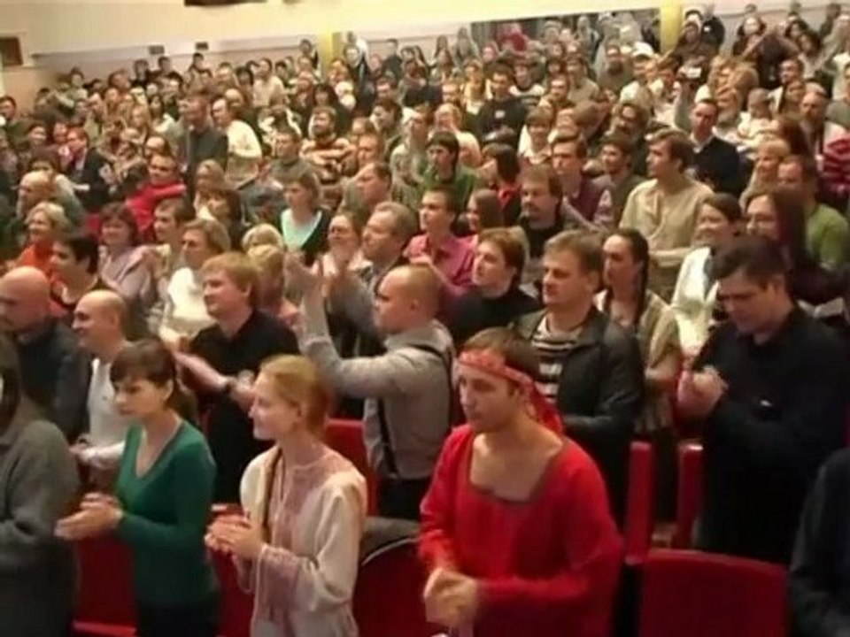 Krzepiąca pieśń oporu, wytrwałości i nieustępliwości rosyjskich desantników (komandosi) Nikołaja Jemielina pt:”Rękawy”