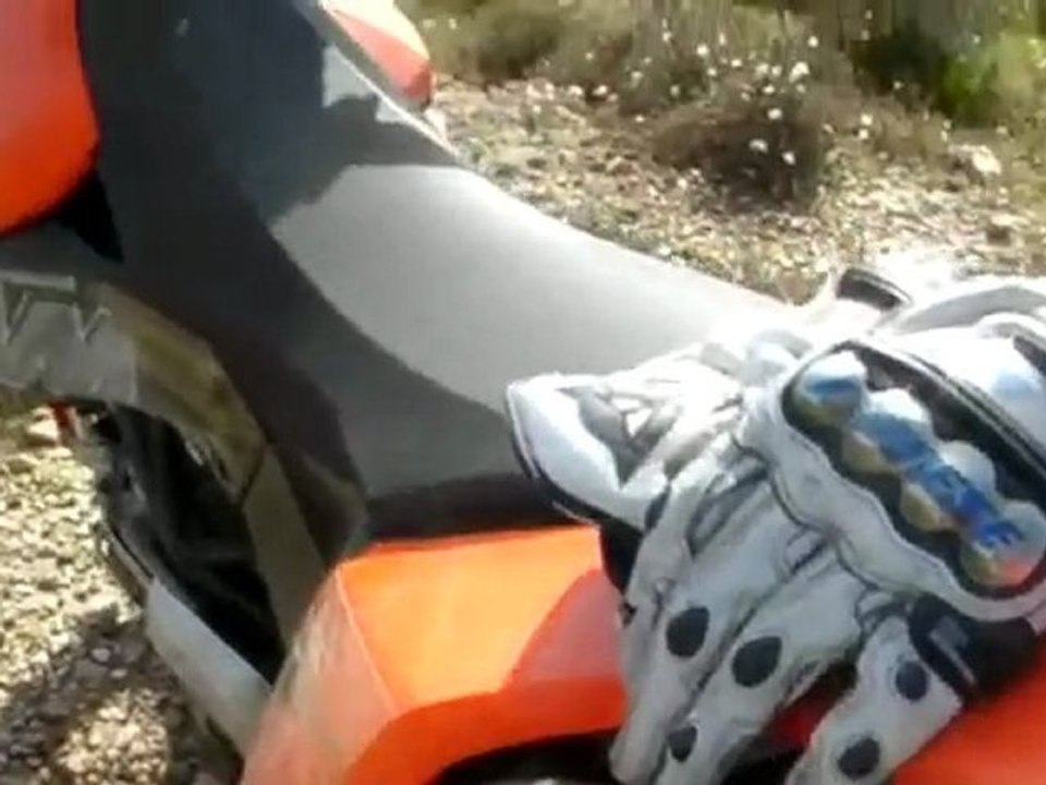 KTM Duke 690, 690 Enduro and 690 Supermoto in action