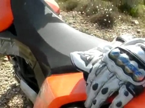 KTM Duke 690, 690 Enduro and 690 Supermoto in action