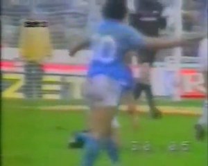 09 - Napoli - Juventus 1-0 - Serie A 1985-86 - 03.11.85