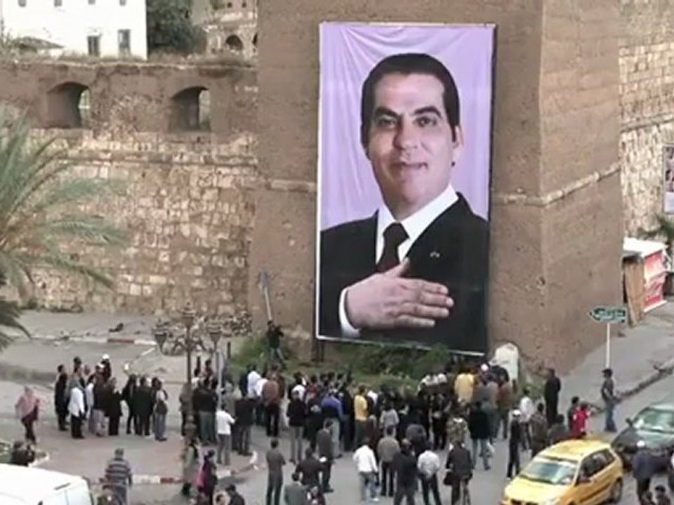 Retour du Portrait de Ben Ali à la Goulette