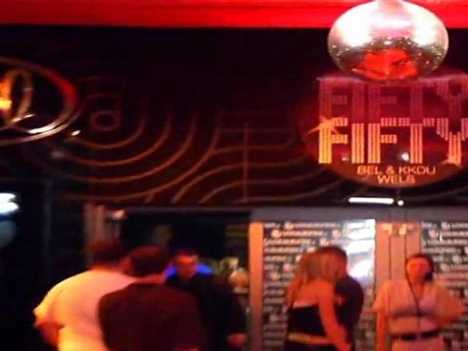 FiftyFifty Wels