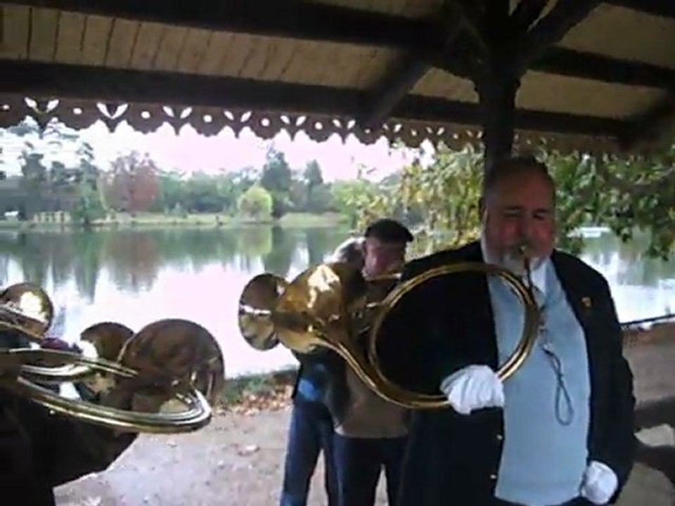 LES TROMPO-FOLIES DU BOIS DE BOULOGNE : "Le Clocher de Dampierre"