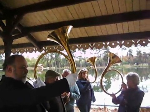 LES TROMPO-FOLIES DU BOIS DE BOULOGNE : Glou Glou Glou