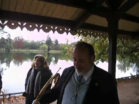 LES TROMPO-FOLIES DU BOIS DE BOULOGNE : La Marquise aux 80 chasseurs