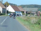 Vespa Club Tournai : balade au pays des collines.
