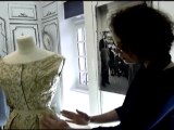 Au Musée Dior, on restaure les robes