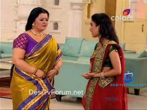 Hamari Saas Leela - 19th October 2011 Watch Video Online p2