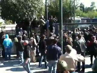 Μικροένταση στον μεταλλικό φράχτη