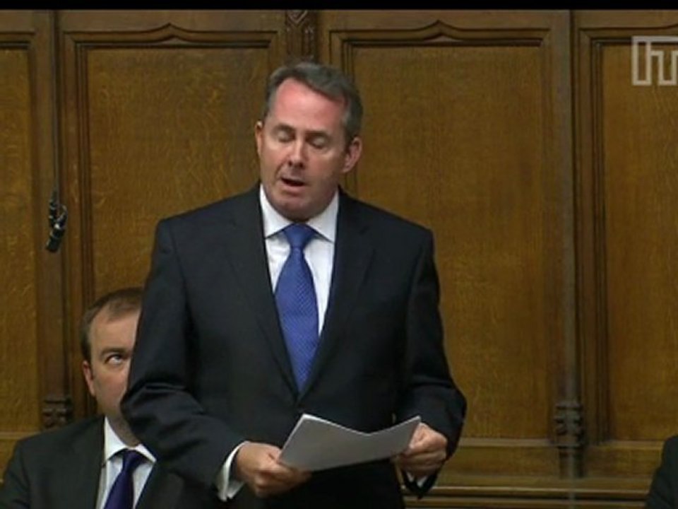 Liam Fox apologises for Adam Werritty affair - video Dailymotion