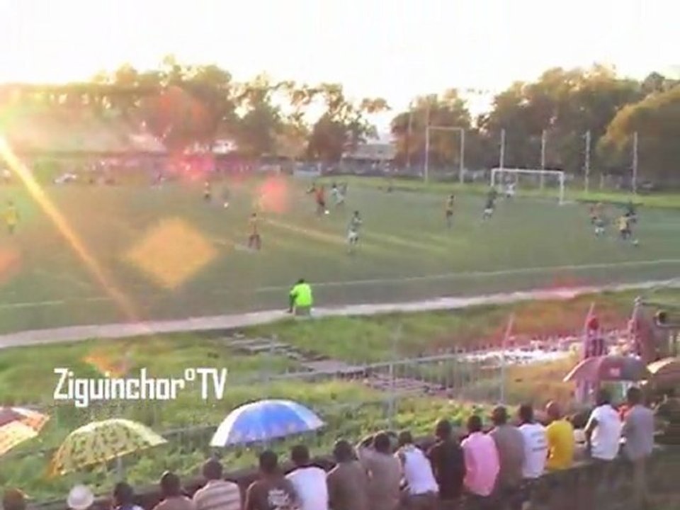 TEST - Casa-Sports vs GFC, L1, Ziguinchor