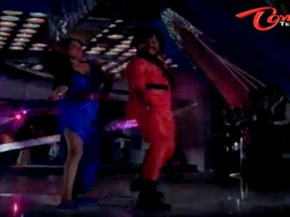 Nyayam Kavali Songs - Ammo Naku Bayam - Chiranjeevi - Radhika