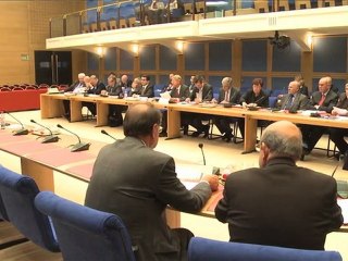 Crise de la zone euro : la Commission des Finances reçoit des économistes