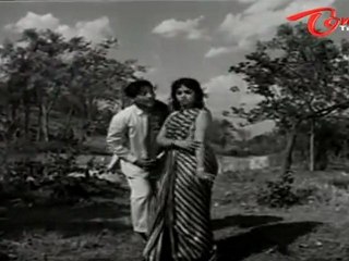 Bangaru Pichuka - Oho Bangaru Pichuka - Chandra Mohan - Vijaya Nirmala