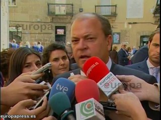 Monago acusa a Blanco de "puñalada trapera"