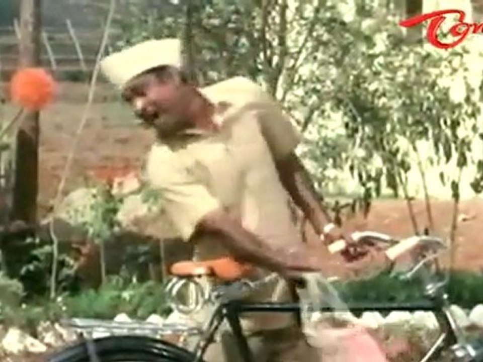 Venkatesh Romantic Comedy With Meena