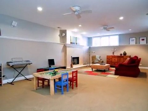 Home for Sale listed by Jeff Lowe Real Estate Agent