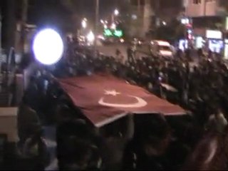 31 Şehit İçin Sokaklara Dökülen Gençler AKP ve PKK'ye Lanet Yağdırdı