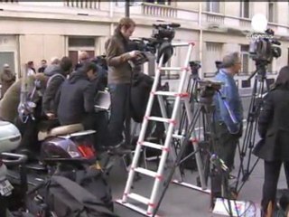 Sarkozy-Bruni çiftinin kız çocukları oldu