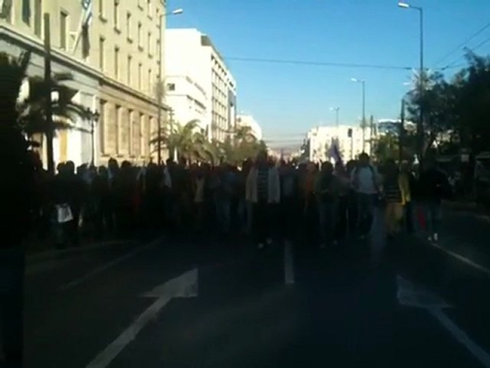 Πορεία του ΠΑΜΕ στη Βουλή