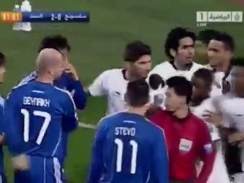 Niang et Keita déclenchent une énorme bagarre générale