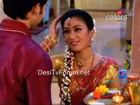 Hamari Saas Leela - 20th October 2011 Watch Video Online p1